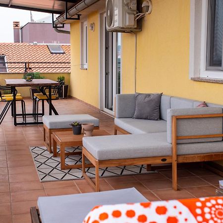 Jacqueline Apartment Pula Extérieur photo