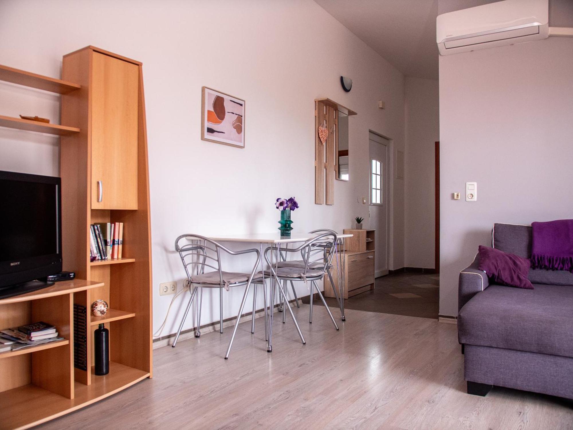 Jacqueline Apartment Pula Extérieur photo